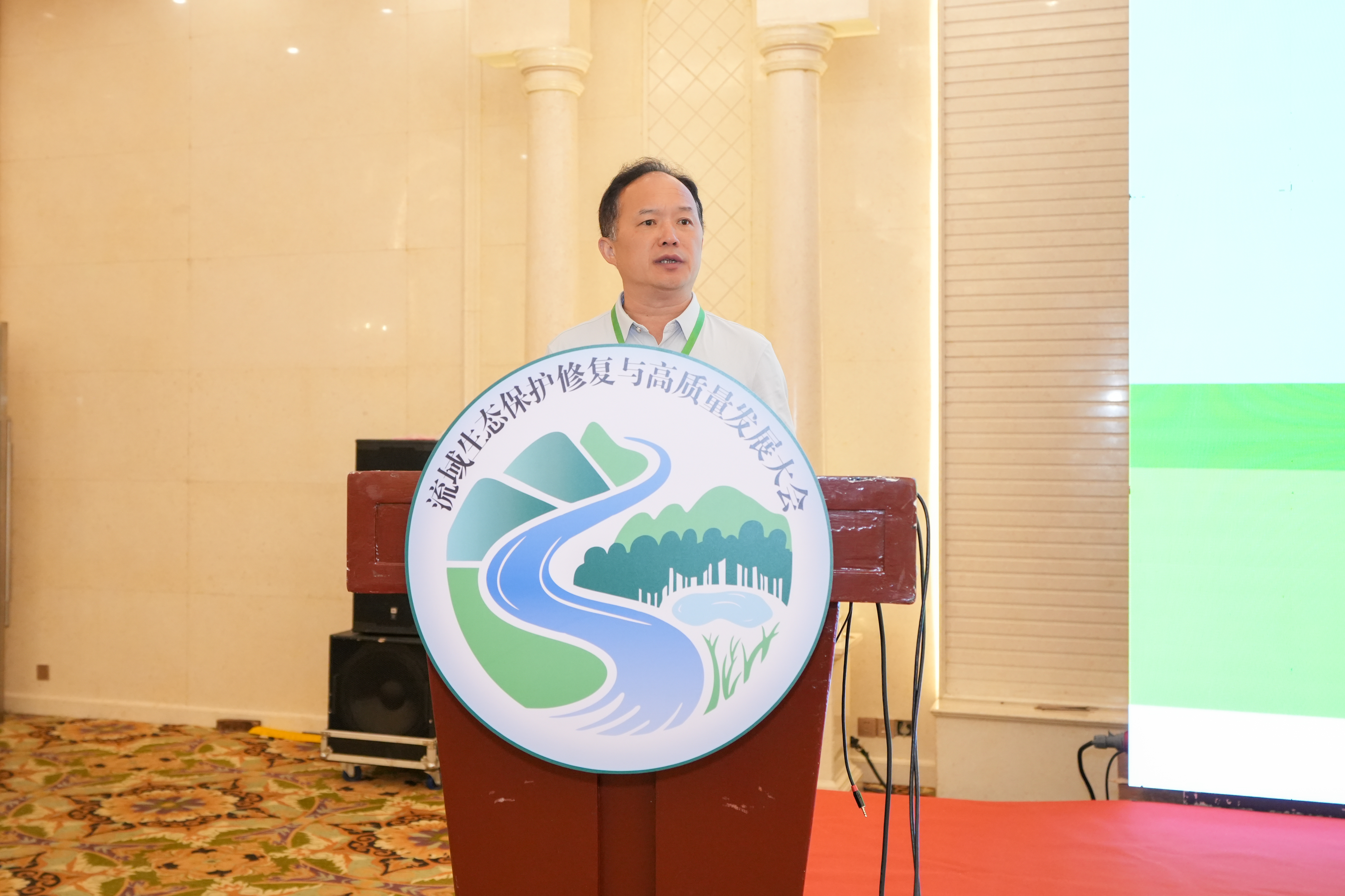 e94860ec44b75d06fef216e9d8db9b8